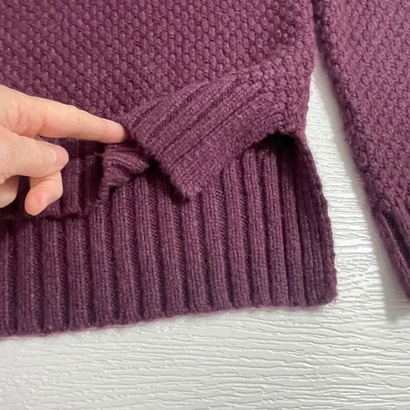 Marine Layer Julie‎ Turtleneck Sweater Burgundy Textured Knit Size Small FLAW - Picture 6 of 11